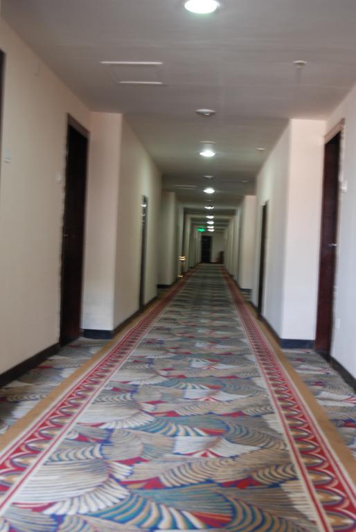 Hua Du Hotel Guilin Buitenkant foto